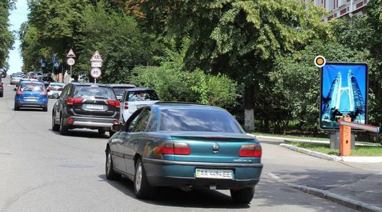 Фото рекламной плоскости по адресу Тарасовская ул. 15а