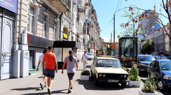 Фото рекламної площини за адресою Саксаганского ул. 112