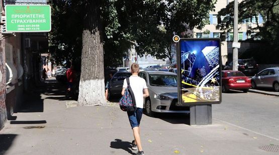 Фото рекламної площини за адресою Хорива ул. 33