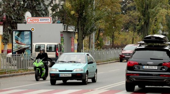 Фото рекламної площини за адресою Русановская набережная, напротив д.№4