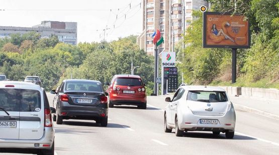 Фото рекламной плоскости по адресу Дружбы Народов бул., к бул.Леси Украинки и Печерскому мосту