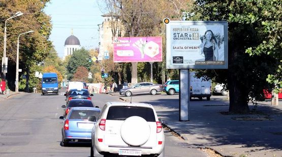 Фото рекламної площини за адресою Овручская ул. 17, напротив ТЦ Променада центр