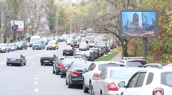 Фото рекламной плоскости по адресу Бойчука Михаила ул. 2/34