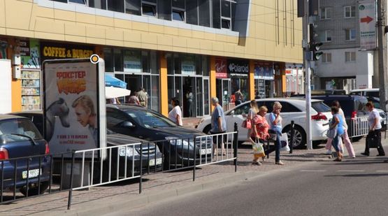 Фото рекламної площини за адресою Сыховская ул. 12, возле рынка "Замок" (1)