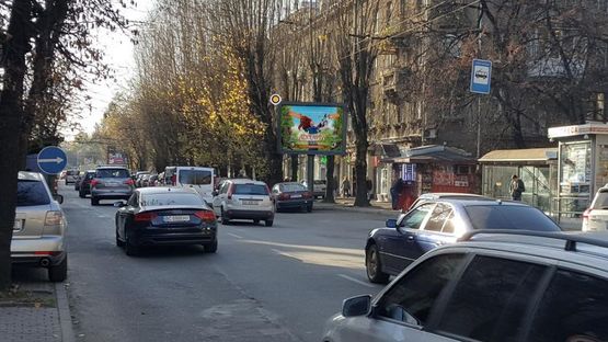 Фото рекламной плоскости по адресу Героев УПА ул.76, пересечение Максима Зализняка ул., банк ПУМБ