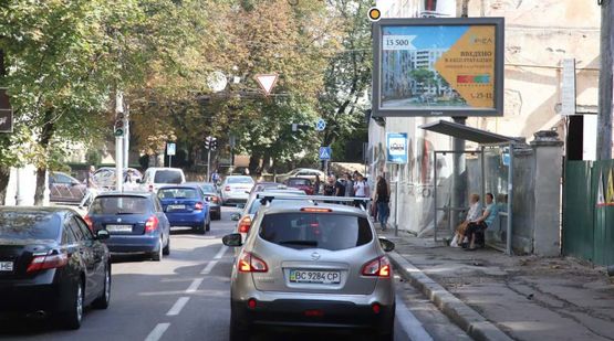Фото рекламной плоскости по адресу Антоновича ул. / Русовых ул., в центр