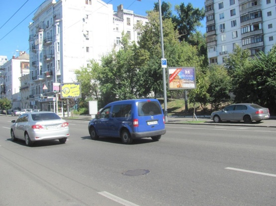 Фото рекламной плоскости по адресу Саксаганского ул., 54/56 (в сторону Победы просп., Universal банк, Дирекция художественных выставок, возле пиццерии Да Марио)