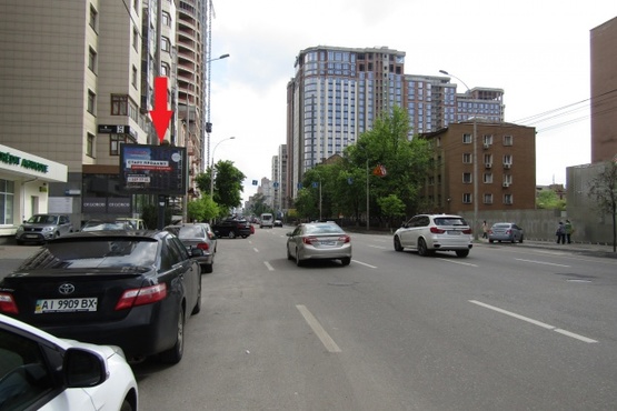 Фото рекламної площини за адресою Антоновича ул. (Горького), 97 ("Soul-Spa центр", отделение №19 "Credit Agricole", ресторан О!Gorod ), в направ.Лыбидской площади