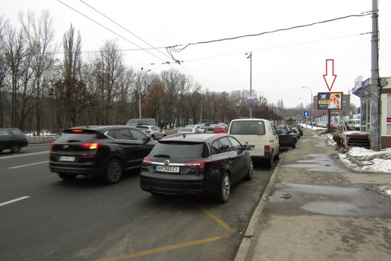 Фото рекламной плоскости по адресу Голосеевский просп. (40-летия Октября просп.) (ст. м. Голосеевская, за Голосеевской пл. в сторону Одесской трассы)