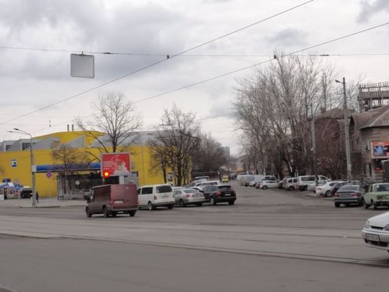 Фото рекламної площини за адресою Курчатова ул., 4 - Боброва ул.