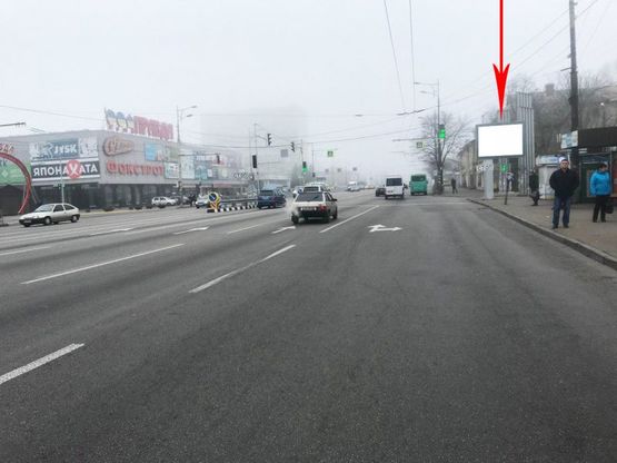Фото рекламної площини за адресою t121A5,просп. Слобожанський - вул. Столєтова, навпроти ТЦ Наша правда, на світлофорі