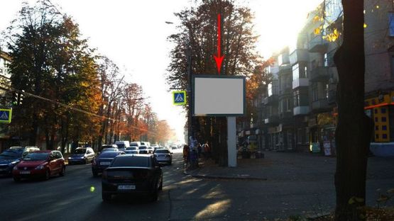 Фото рекламной плоскости по адресу s058A2,вул. Титова - вул. Суворова, біля ТЦ АПОЛЛО, біля світлофора
