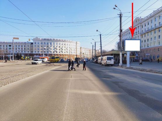 Фото рекламної площини за адресою t154A3,просп. Дмитра Яворницького, 125, метро "Вокзальна"