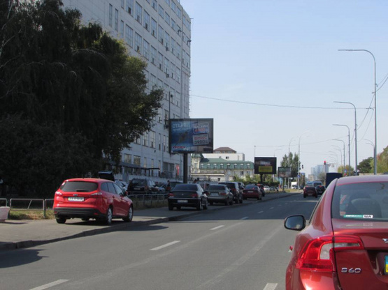 Фото рекламной плоскости по адресу Межигірська, 83 ( М "Тараса Шевченка")