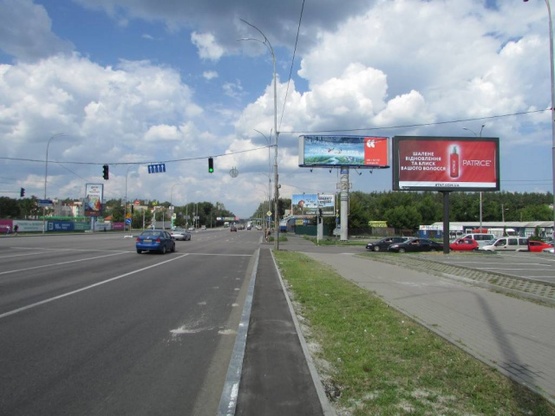 Фото рекламной плоскости по адресу Палладіна Академіка проспект / Стеценка (Гостомельська площа)  супермаркет NOVUS