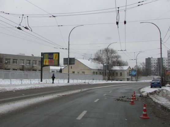 Фото рекламной плоскости по адресу Івана Огієнка, 2 (Лукашевича)  рух від Повітрофлотського проспекту