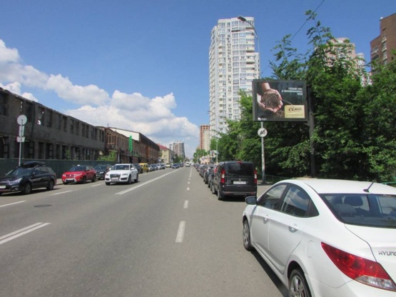 Фото рекламной плоскости по адресу Малевича Казимира (Боженка), 119