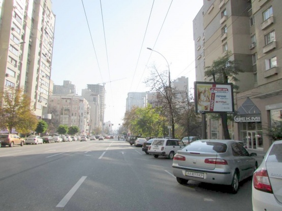 Фото рекламной плоскости по адресу Антоновича (Горького), 94/96