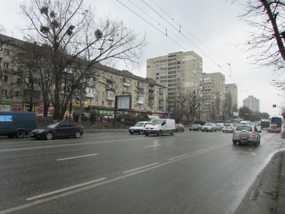 Фото рекламної площини за адресою Валерія Лобановського (Краснозвездный) проспект, 35 рух від Севастопольська площа, ліворуч
