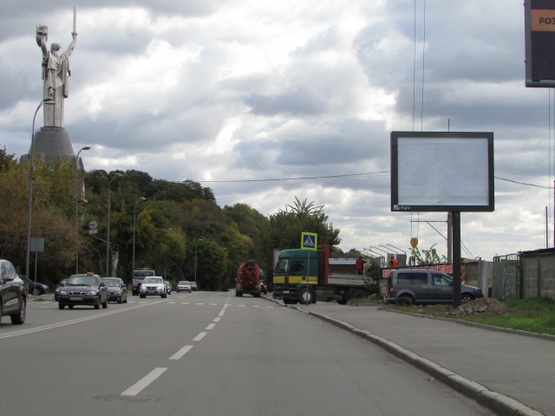 Фото рекламной плоскости по адресу Старонаводницька, 40