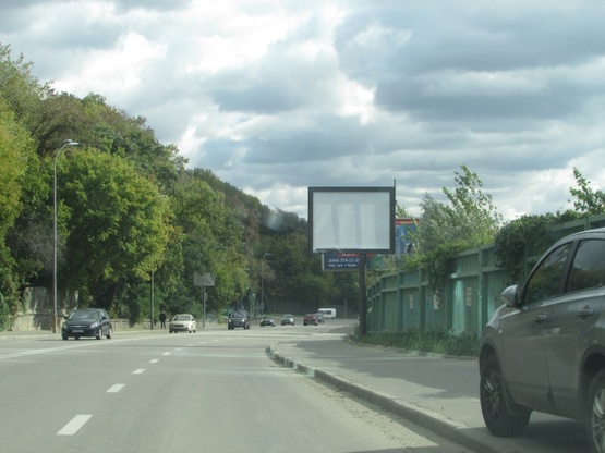 Фото рекламной плоскости по адресу Старонаводницька, 47 (навпроти)