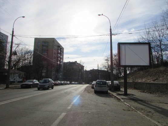 Фото рекламной плоскости по адресу Кудрі Івана, 2/27