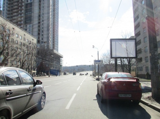 Фото рекламной плоскости по адресу Бойчука Михайла (Кіквідзе), 36