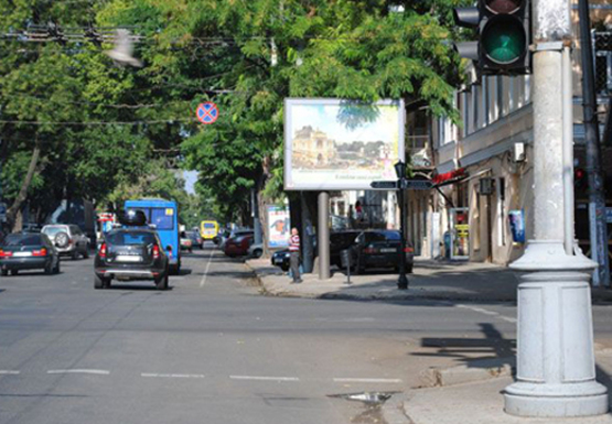 Фото рекламної площини за адресою Б.Арнаутская ул., - Ришельевская ул., 60