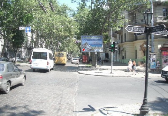 Фото рекламной плоскости по адресу Пушкинская ул. - Жуковского ул. А5