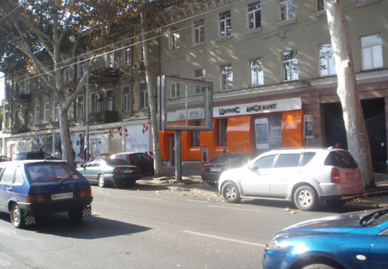 Фото рекламної площини за адресою Ришельевская ул., 32 А3