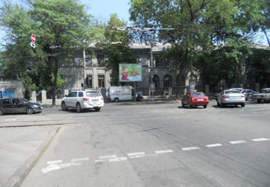 Фото рекламної площини за адресою Белинского ул., 11 - М. Арнаутская ул. А3