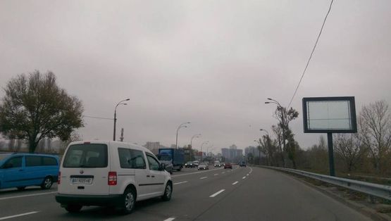 Фото рекламної площини за адресою Днепровская наб., 200 м до перекр. Здолбуновской