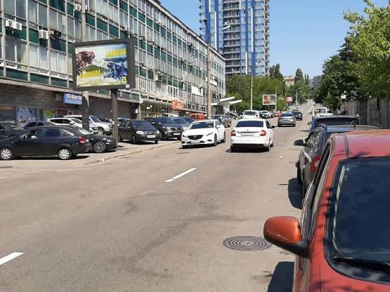 Фото рекламної площини за адресою Кудри Ивана, 5 к Леси Украинки