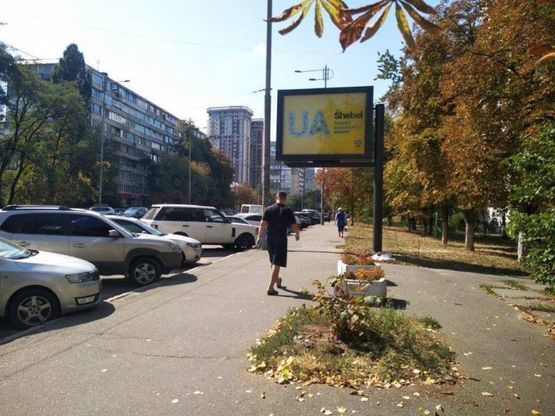 Фото рекламної площини за адресою Липковского В. 26 , к Соломенской пл