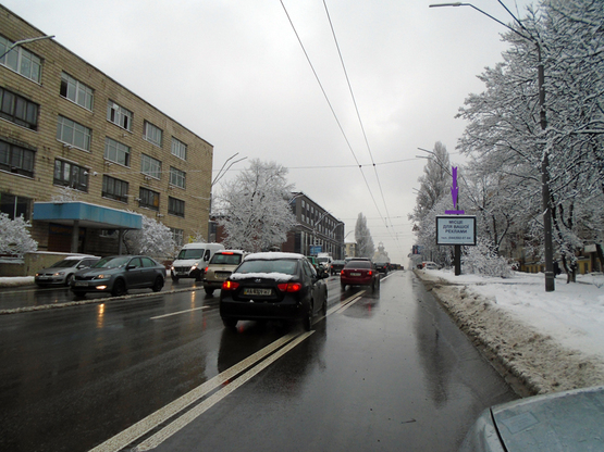 Фото рекламної площини за адресою вул. О. Теліги, 9 у напрямку Шулявки