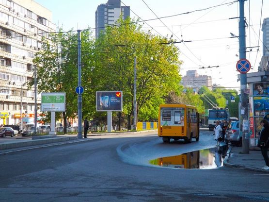 Фото рекламної площини за адресою пр-т. О. Поля - пр-т. Пушкіна, роллер 3,14х2,32/пр. Кирова - пр. Пушкина, роллер 3,14х2,32, центр города