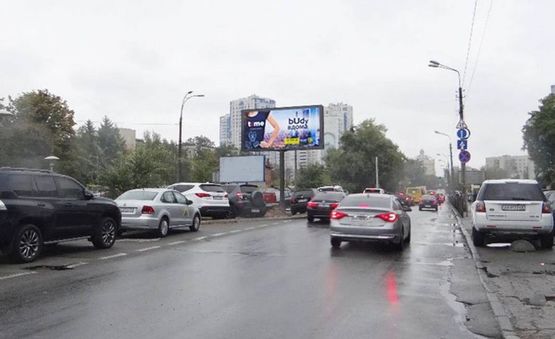 Фото рекламной плоскости по адресу Дегтярівська 55/м.Берестейська/центр.офіс "Київ Стар"/на м Лук*янівська (А1) (розподілювач) СКРОЛЛЕР