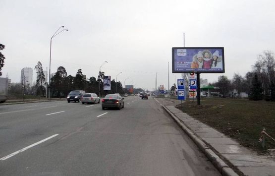 Фото рекламної площини за адресою Броварський пр-т-азс АМІК/між ст м.Дарниця і ст.м Чернігівська - на ст.м Лісова (А4) СКРОЛЛЕР