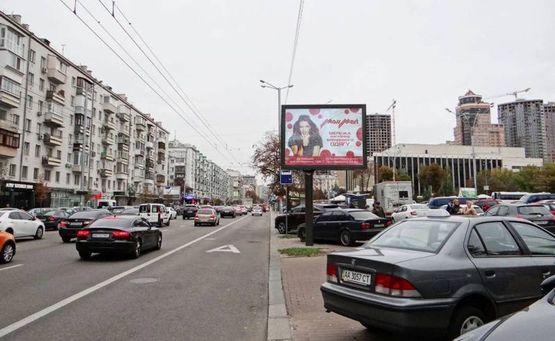 Фото рекламної площини за адресою вул.В Васильківська 111-113/ст.метро Палац "Україна"-на пл.Л.Толстого (А4) СКРОЛЕР