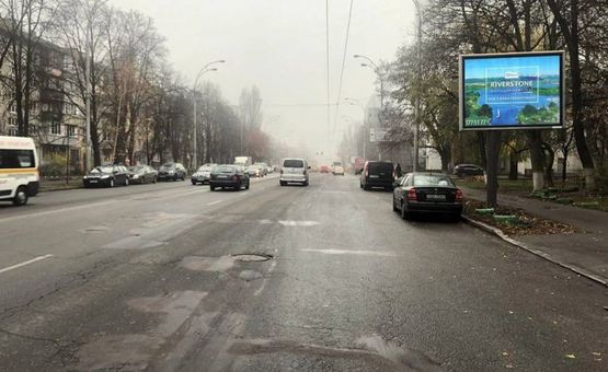 Фото рекламной плоскости по адресу Соломянська 25/Приват банк/напр.на Соломянську пл.,Воздухофлотський пр-т (А3) СКРОЛЕР