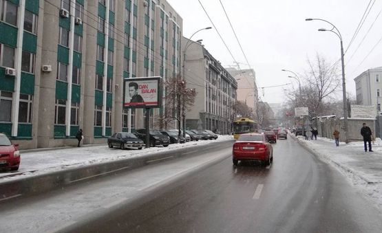 Фото рекламної площини за адресою вул.Федорова 20/інститут ім.Патона-на вул.Антоновича,В Васильківська (В5) СКРОЛЕР