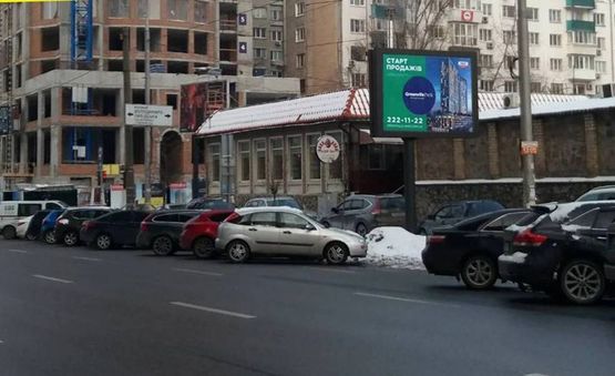 Фото рекламной плоскости по адресу вул.Антоновича 122 /Володимирський ринок-на вул.Федорова,В Васильківська (В) СКРОЛЕР