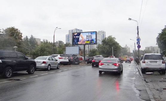 Фото рекламної площини за адресою Дегтярівська 55/м.Берестейська/центр.офіс "Київ Стар"/на м Лук*янівська (А1) (розподілювач) СКРОЛЛЕР