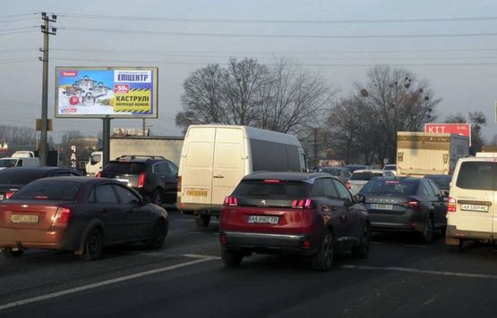 Фото рекламной плоскости по адресу Кільцева дорога-перед Жулянским мостом/авторинок (розподілювач) на пр-т Перемоги (А3) СКРОЛЛЕР