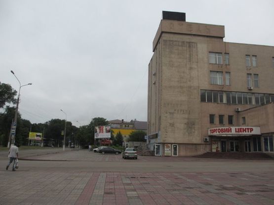 Фото рекламной плоскости по адресу пр-т Свободы, 35.