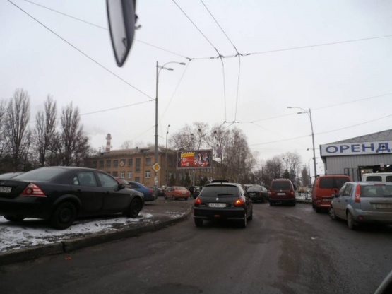 Фото рекламної площини за адресою Героев Бреста площадь,  Метро"Святошино" возле рынка