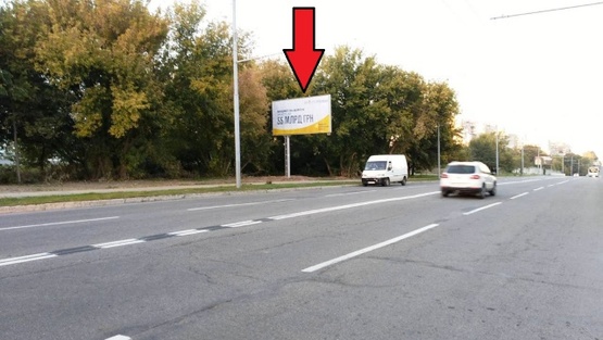 Фото рекламної площини за адресою Славы бульв. - Паникахи ул., (БрокБизнесБанк, Автосалон "Chery" Днепропетровск-Авто", МРЭО №1, Райффайзен Банк Аваль), в направл. ул. Космонавта Комарова