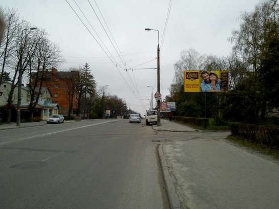 Фото рекламної площини за адресою Степана Бандери просп., 78