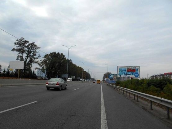 Фото рекламной плоскости по адресу с. Гатне, траса М-05 Київ-Одеса, км 14+625 право