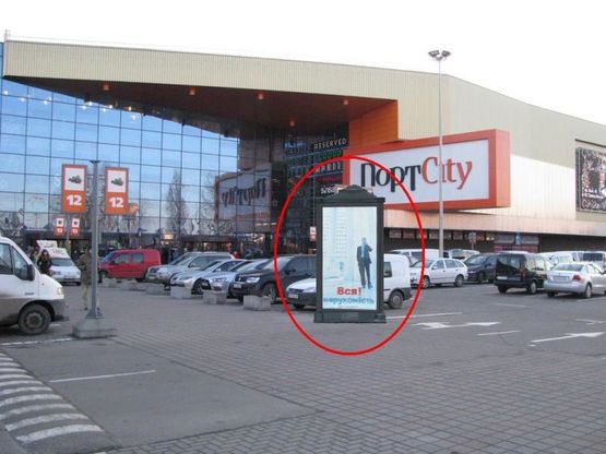 Фото рекламної площини за адресою Піларс "Стоянка ПортСіті"